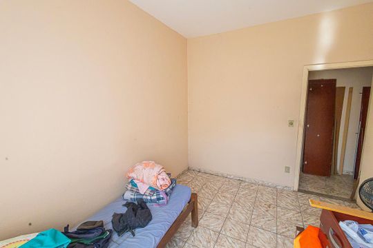 Quarto 4 de casa para alugar com 4 quartos, 360m² em Maria Helena, Belo Horizonte