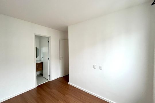 Suíte 1 de apartamento para alugar com 2 quartos, 45m² em Barra Olímpica, Rio de Janeiro