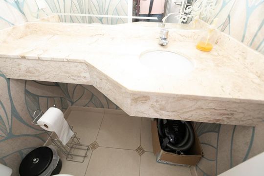 LAVABO de apartamento à venda com 3 quartos, 134m² em Loteamento Residencial Vila Bella, Campinas