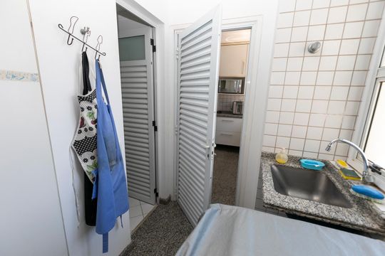 ÁREA DE SERVIÇO de apartamento à venda com 3 quartos, 134m² em Loteamento Residencial Vila Bella, Campinas
