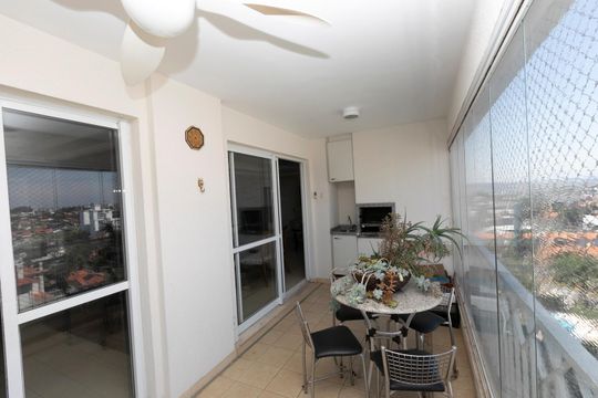 VARANDA GOURMET de apartamento à venda com 3 quartos, 134m² em Loteamento Residencial Vila Bella, Campinas