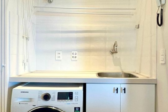 Área de Serviço de apartamento para alugar com 2 quartos, 100m² em Pinheiros, São Paulo