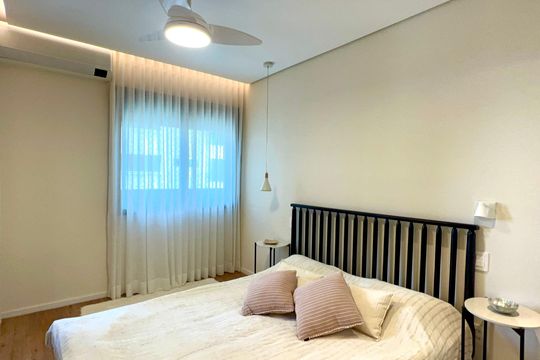 Suíte 1 de apartamento para alugar com 2 quartos, 100m² em Pinheiros, São Paulo
