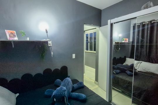 Quarto 1 de casa para alugar com 3 quartos, 99m² em Manguinhos, Rio de Janeiro