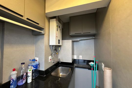 Área de Serviço de apartamento para alugar com 3 quartos, 110m² em Alphaville Empresarial, Barueri