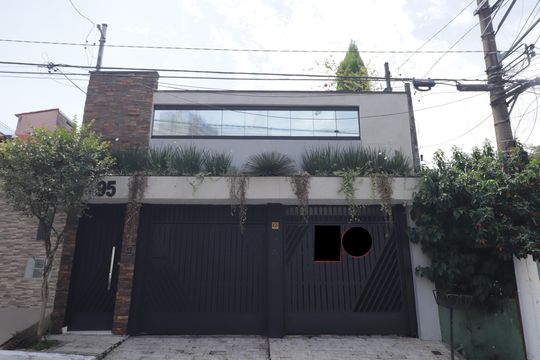 Fachada de casa à venda com 3 quartos, 135m² em Vila Esperança, São Paulo
