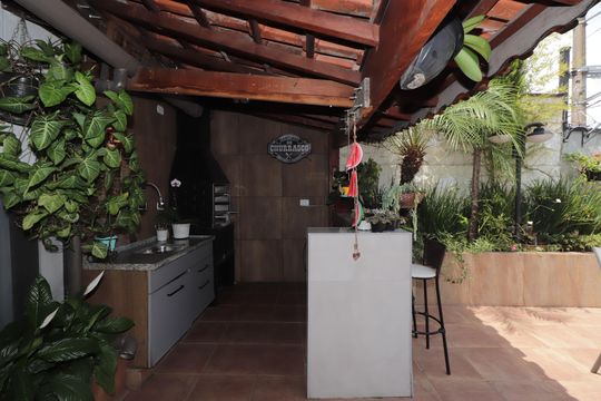 Churrasqueira de casa à venda com 3 quartos, 135m² em Vila Esperança, São Paulo