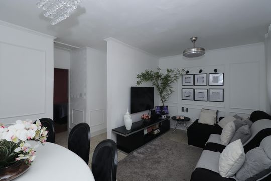 Casa à venda com 3 quartos, 135m² em Vila Esperança, São Paulo
