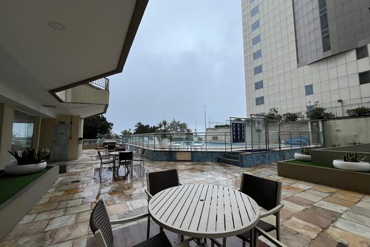 Área comum - Piscina de apartamento à venda com 1 quarto, 52m² em Barra da Tijuca, Rio de Janeiro