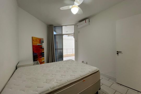 Quarto  de apartamento à venda com 1 quarto, 52m² em Barra da Tijuca, Rio de Janeiro
