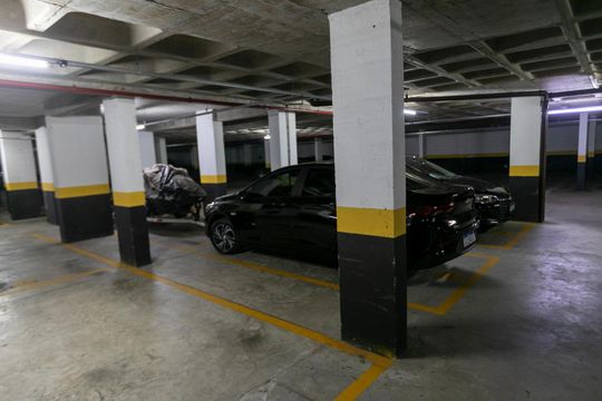 GARAGEM de apartamento para alugar com 2 quartos, 66m² em Mansões Santo Antônio, Campinas