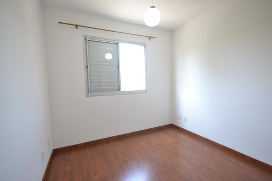 Quarto 1 de apartamento para alugar com 3 quartos, 69m² em Jardim das Vertentes, São Paulo