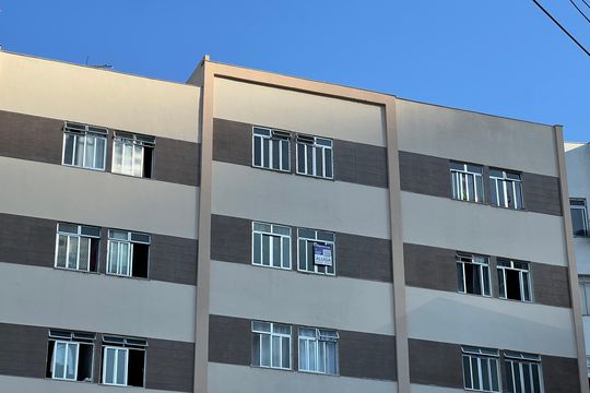 Fachada do bloco de apartamento para alugar com 3 quartos, 68m² em Paineiras, Juiz de Fora