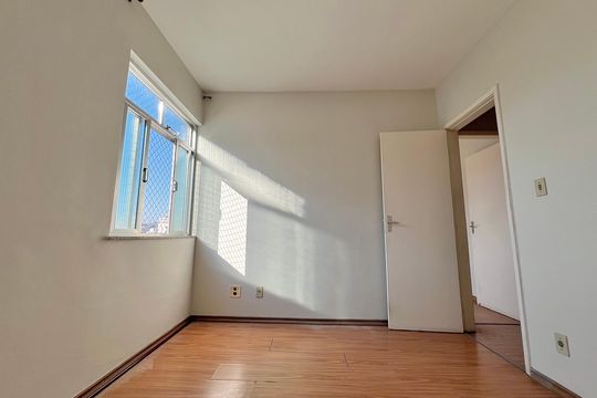 Apartamento para alugar com 3 quartos, 68m² em Paineiras, Juiz de Fora