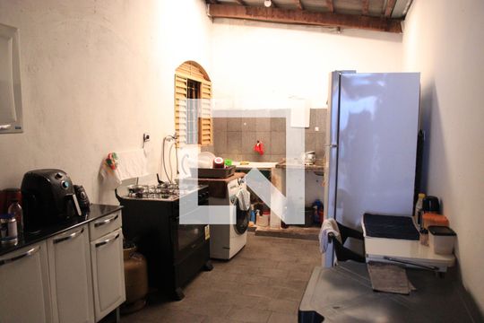 Cozinha 02 de casa à venda com 3 quartos, 300m² em Setor Norte Ferroviario Ii, Goiânia