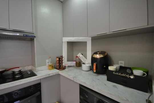 Apartamento à venda com 2 quartos, 48m² em Jardim Peri Peri, São Paulo