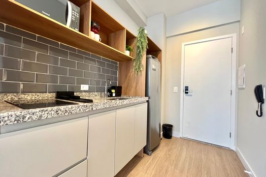 Cozinha de kitnet/studio para alugar com 1 quarto, 22m² em Vila Mariana, São Paulo