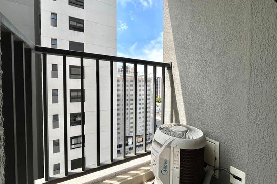 Varanda de kitnet/studio para alugar com 1 quarto, 22m² em Vila Mariana, São Paulo