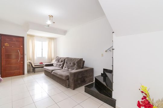 Casa à venda com 3 quartos, 135m² em Vila Marieta, São Paulo