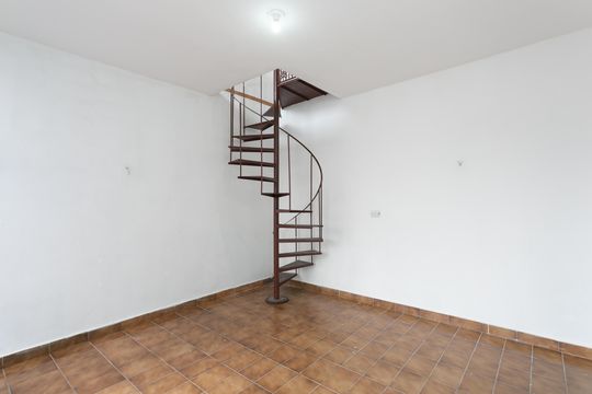 Área Livre  de casa para alugar com 3 quartos, 256m² em Jardim Tua, São Paulo