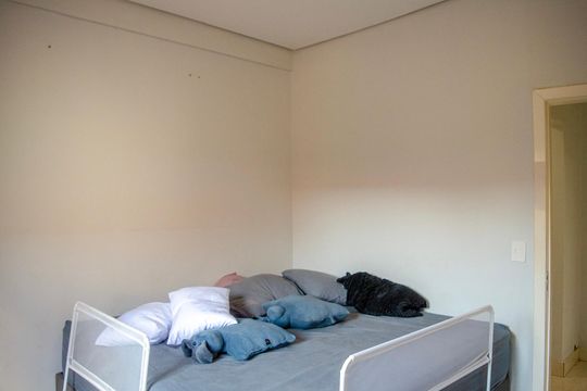 Suíte de casa à venda com 3 quartos, 250m² em Chacara do Governador, Goiânia