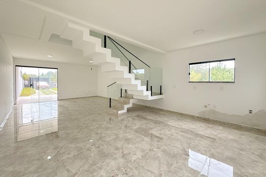 Sala de casa para alugar com 3 quartos, 157m² em São João do Rio Vermelho, Florianópolis