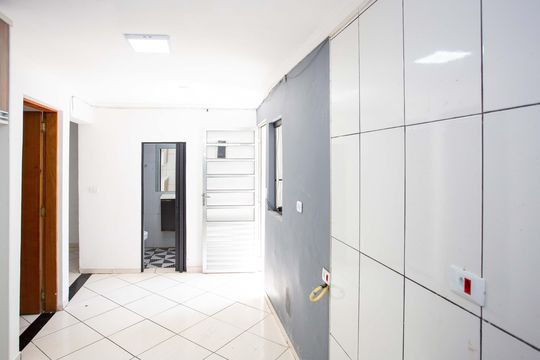 Cozinha de casa para alugar com 1 quarto, 40m² em Piraporinha, Diadema