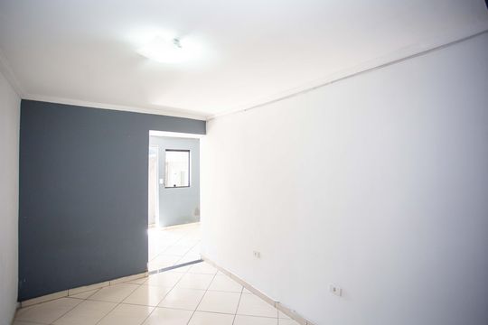 Casa para alugar com 1 quarto, 40m² em Piraporinha, Diadema