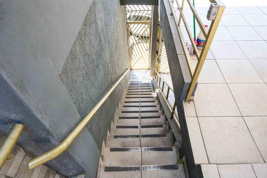 Escada de casa para alugar com 1 quarto, 40m² em Piraporinha, Diadema