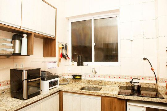 Cozinha de apartamento à venda com 3 quartos, 129m² em Bom Fim, Porto Alegre
