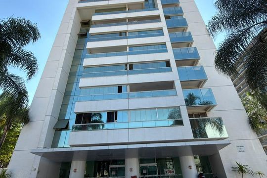 Fachada  de apartamento à venda com 2 quartos, 54m² em Águas Claras, Brasília