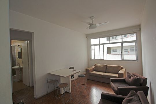 Apartamento para alugar com 1 quarto, 54m² em José Menino, Santos