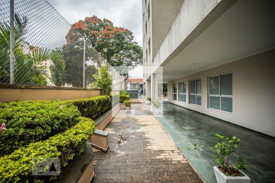 Área comum de apartamento para alugar com 3 quartos, 96m² em Bosque da Saúde, São Paulo