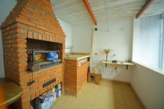 Área externa de casa à venda com 3 quartos, 200m² em Paulicéia, São Bernardo do Campo