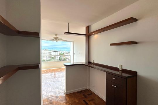 Apartamento para alugar com 2 quartos, 70m² em Jardim Botânico, Rio de Janeiro