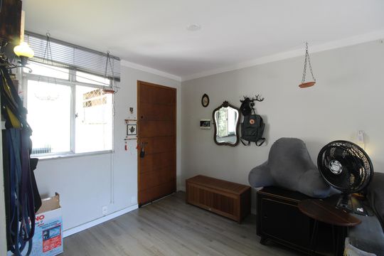 Sala de apartamento à venda com 2 quartos, 52m² em Taquara, Rio de Janeiro