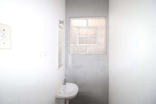 Lavabo 2 de casa à venda com 5 quartos, 340m² em Parque Paineiras, São Paulo