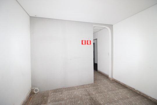 Sala de casa à venda com 5 quartos, 340m² em Parque Paineiras, São Paulo