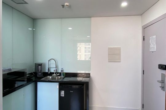 Cozinha de kitnet/studio à venda com 1 quarto, 33m² em Vila Osasco, Osasco