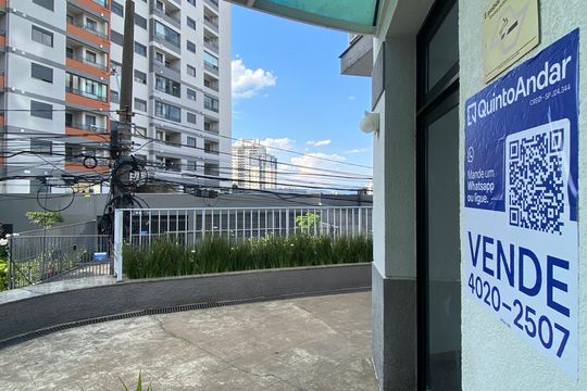 Fachada do Prédio - Placa de kitnet/studio à venda com 1 quarto, 33m² em Vila Osasco, Osasco