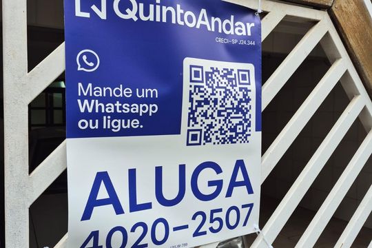 Placa  de casa para alugar com 5 quartos, 200m² em Jardim Saint Moritz, Taboão da Serra