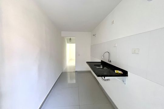 Cozinha de casa de condomínio para alugar com 1 quarto, 90m² em Recreio dos Bandeirantes, Rio de Janeiro