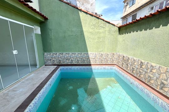 Piscina de casa de condomínio para alugar com 1 quarto, 90m² em Recreio dos Bandeirantes, Rio de Janeiro