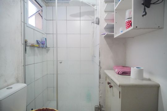 Banheiro de apartamento à venda com 2 quartos, 75m² em Campina, São Leopoldo