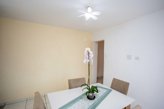 Sala de casa à venda com 2 quartos, 300m² em Vila Lia, Diadema