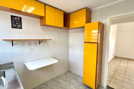 Cozinha de apartamento para alugar com 3 quartos, 64m² em Vila Galvão, Guarulhos