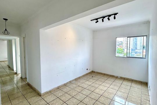 Apartamento para alugar com 3 quartos, 64m² em Vila Galvão, Guarulhos