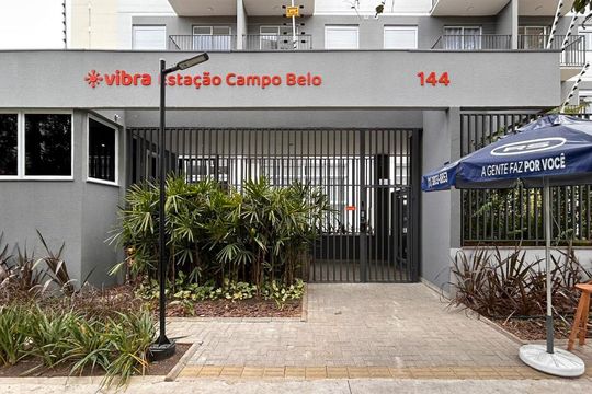 Fachada de apartamento para alugar com 1 quarto, 29m² em Campo Belo, São Paulo