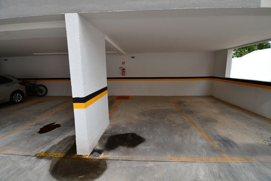 Garagem de apartamento para alugar com 2 quartos, 42m² em Jardim Flamboyant, Campinas