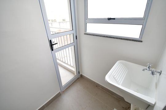 Área de Serviço de apartamento para alugar com 2 quartos, 42m² em Jardim Flamboyant, Campinas